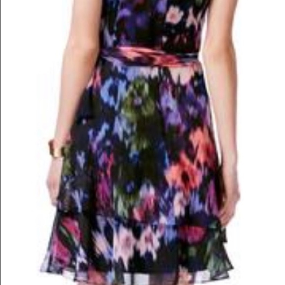 Tahari Floral-Print Keyhole A-Line Dress (NWT) - Picture 3 of 6